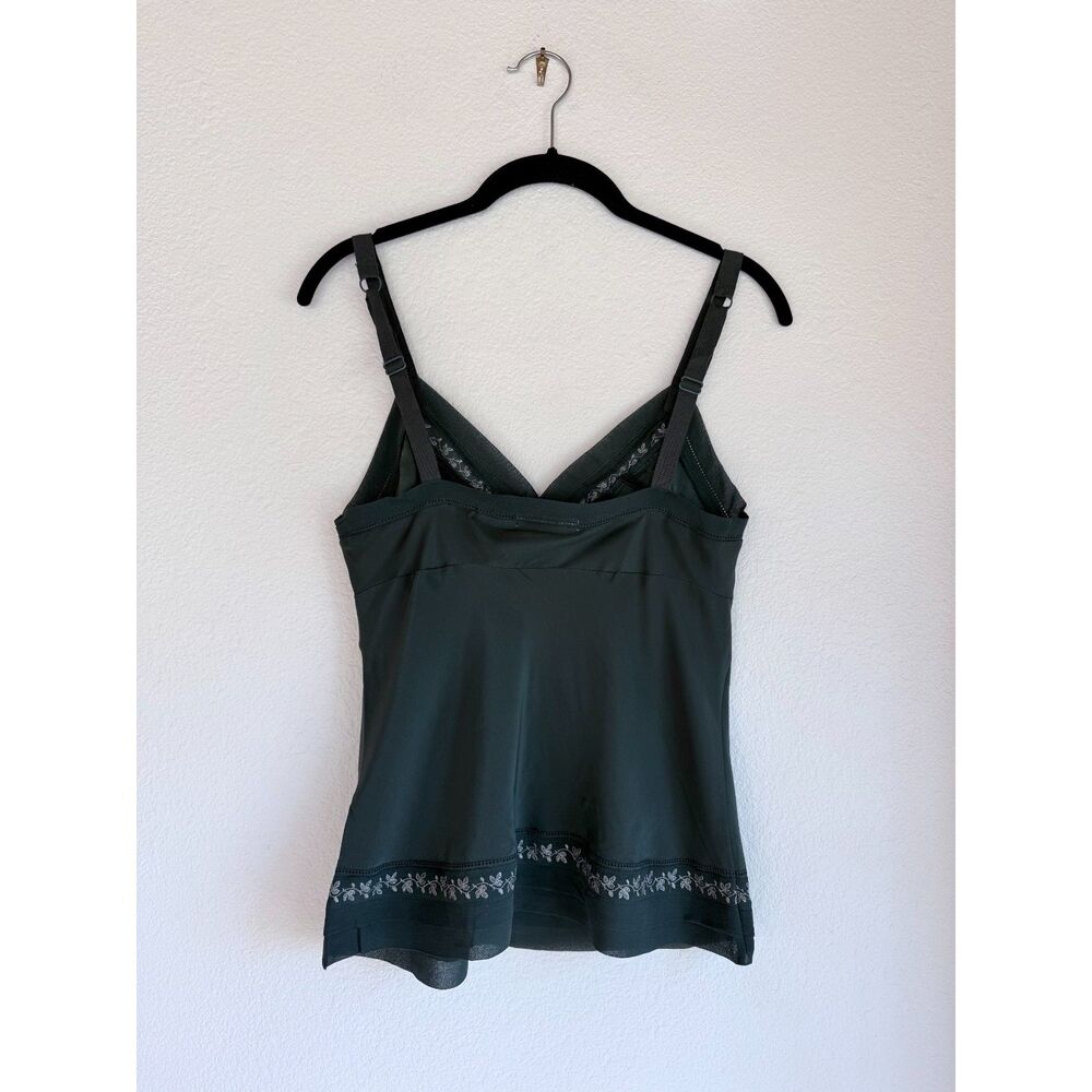 NWT Gold Hawk 100% Silk Embroidered Camisole in Deep Emerald Green Size Small - Picture 3 of 9